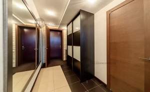 Дом 221м², 3-этажный, участок 3 сот.  