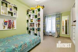 Таунхаус 184м², 3-этажный, участок 2 сот.  