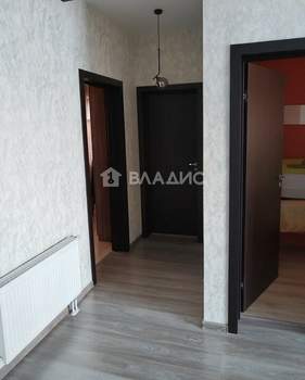 Дом 240м², 2-этажный, участок 9 сот.  