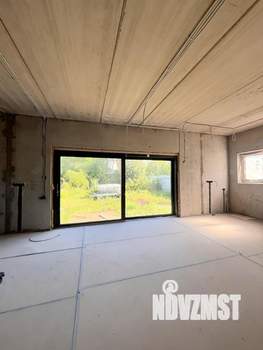 Дом 300м², 3-этажный, участок 10 сот.  