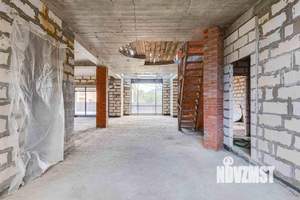 Дом 600м&sup2;, 3-этажный, участок 16 сот.  