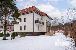 Коттедж 700м², 3-этажный, участок 21 сот.  