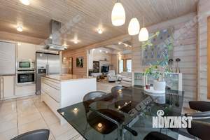 Коттедж 190м², 2-этажный, участок 18 сот.  