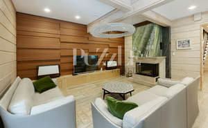 Дом 343м&sup2;, 2-этажный, участок 19 сот.  