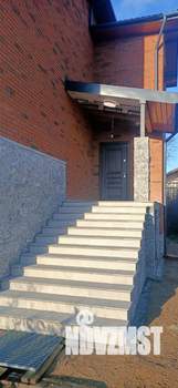 Дом 276м², 3-этажный, участок 13 сот.  