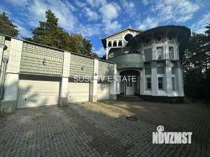 Дом 1000м², 2-этажный, участок 48 сот.  