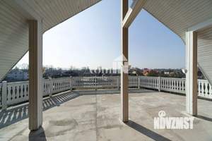 Дом 886м², 4-этажный, участок 20 сот.  