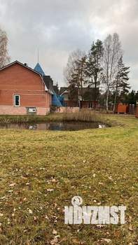 Дом 3000м&sup2;, 2-этажный, участок 100 сот.  