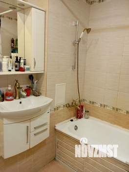 Дом 64м², 2-этажный, участок 3 сот.  