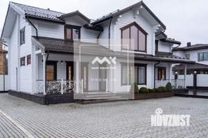 Дом 321м&sup2;, 2-этажный, участок 9 сот.  