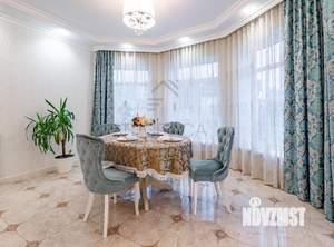 Дом 540м², 3-этажный, участок 12 сот.  