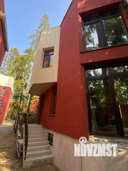 Дом 351м², 3-этажный, участок 2 сот.  