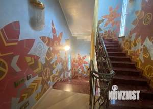 Коттедж 490м², 4-этажный, участок 20 сот.  