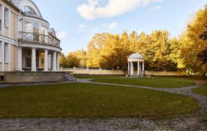 Дом 726м², 2-этажный, участок 19 сот.  