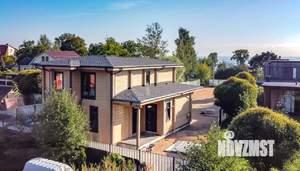 Дом 227м², 2-этажный, участок 11 сот.  