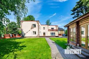 Коттедж 471м², 2-этажный, участок 15 сот.  