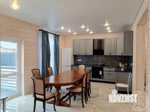 Дом 150м², 2-этажный, участок 6 сот.  