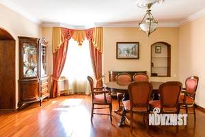 Таунхаус 300м², 3-этажный, участок 2 сот.  