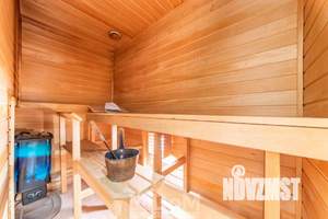 1-к квартира, на длительный срок, 62м2, -1/2 этаж