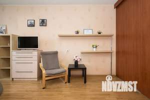 1-к квартира, посуточно, 40м2, 7/25 этаж