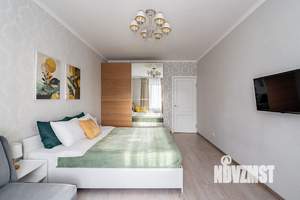 1-к квартира, посуточно, 40м2, 1/14 этаж