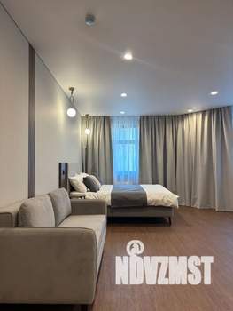 Студия квартира, посуточно, 38м2, 5/10 этаж