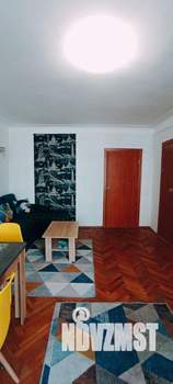 3-к квартира, на длительный срок, 70м2, 1/6 этаж