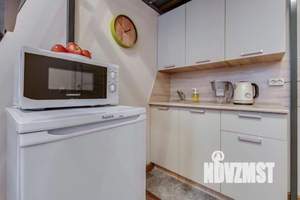 1-к квартира, посуточно, 14м2, 1/1 этаж