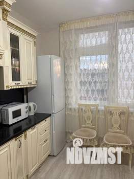 1-к квартира, посуточно, 40м2, 2/5 этаж