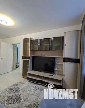 1-к квартира, посуточно, 40м2, 7/8 этаж