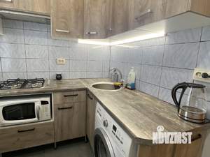 3-к квартира, на длительный срок, 42м2, 5/5 этаж