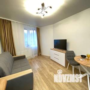 Студия квартира, посуточно, 28м2, 4/9 этаж