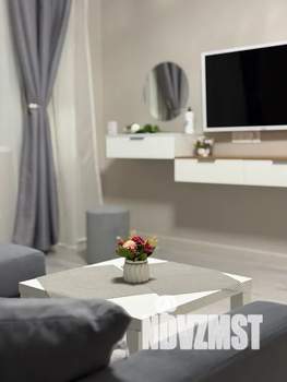 1-к квартира, посуточно, 40м2, 6/13 этаж