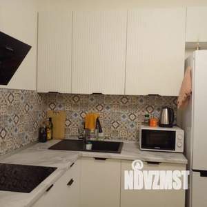 Студия квартира, посуточно, 25м2, 1/12 этаж