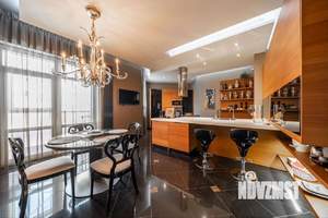 4-к квартира, на длительный срок, 280м2, 10/10 этаж