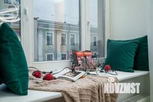 Студия квартира, посуточно, 43м2, 3/5 этаж