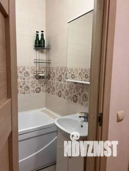 1-к квартира, посуточно, 33м2, 9/25 этаж