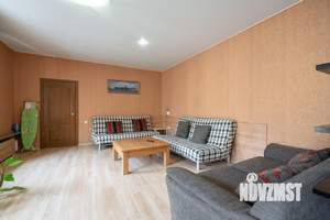 2-к квартира, посуточно, 46м2, 1/1 этаж