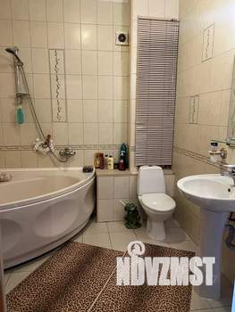 Студия квартира, посуточно, 38м2, 6/6 этаж