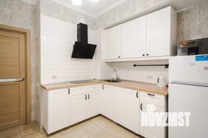 1-к квартира, посуточно, 35м2, 4/7 этаж