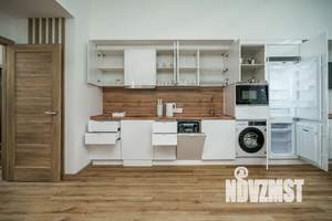 Студия квартира, посуточно, 43м2, 3/5 этаж