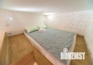 1-к квартира, посуточно, 14м2, 1/1 этаж