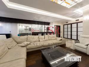 4-к квартира, на длительный срок, 250м2, 4/10 этаж