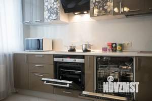 2-к квартира, посуточно, 60м2, 7/15 этаж