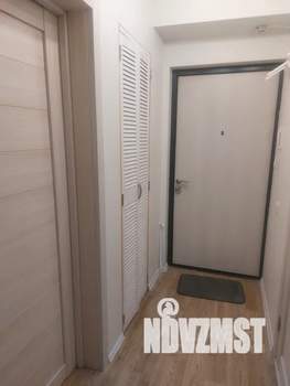 Студия квартира, посуточно, 32м2, 1/13 этаж