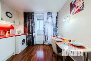 1-к квартира, посуточно, 35м2, 6/25 этаж