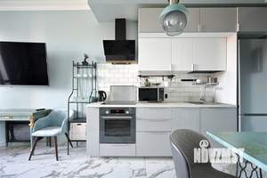 1-к квартира, посуточно, 43м2, 4/10 этаж