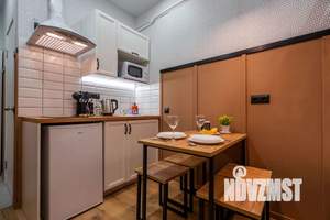 Студия квартира, посуточно, 18м2, 1/6 этаж