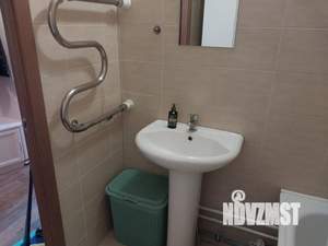 1-к квартира, посуточно, 35м2, 9/25 этаж