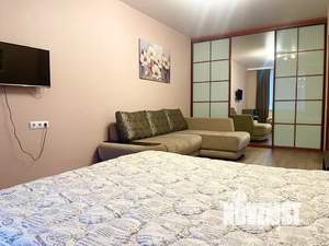 1-к квартира, посуточно, 45м2, 7/10 этаж